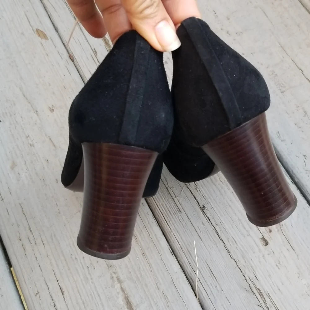 TORY BURCH PUMPS